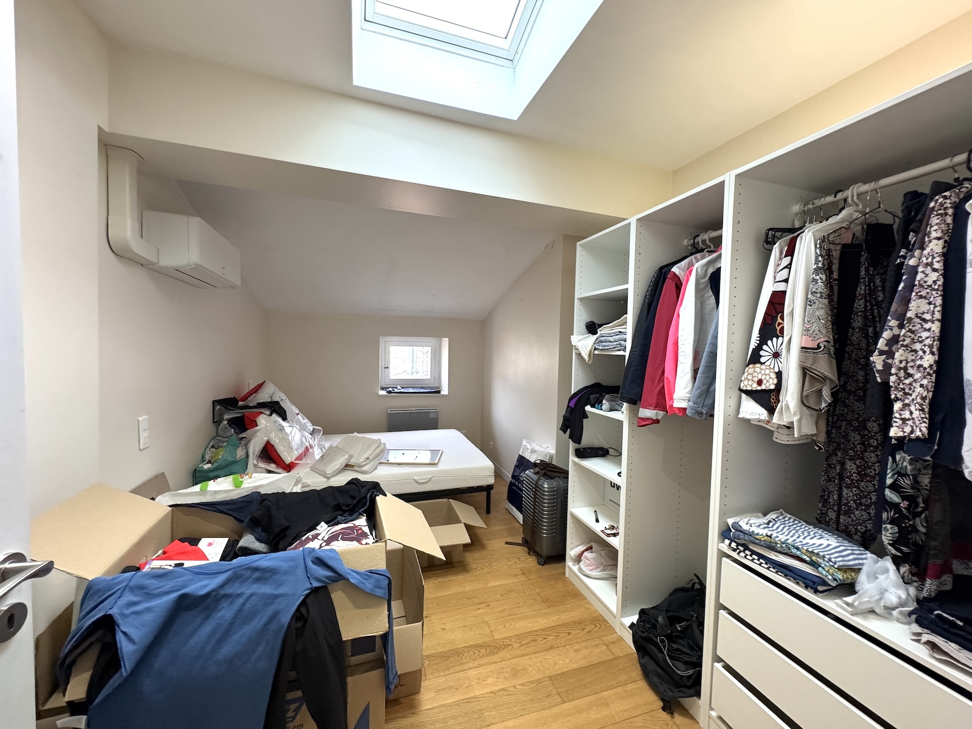 Bordeaux – Hyper Centre / Place St Pierre  – joli T3 de 57 m2