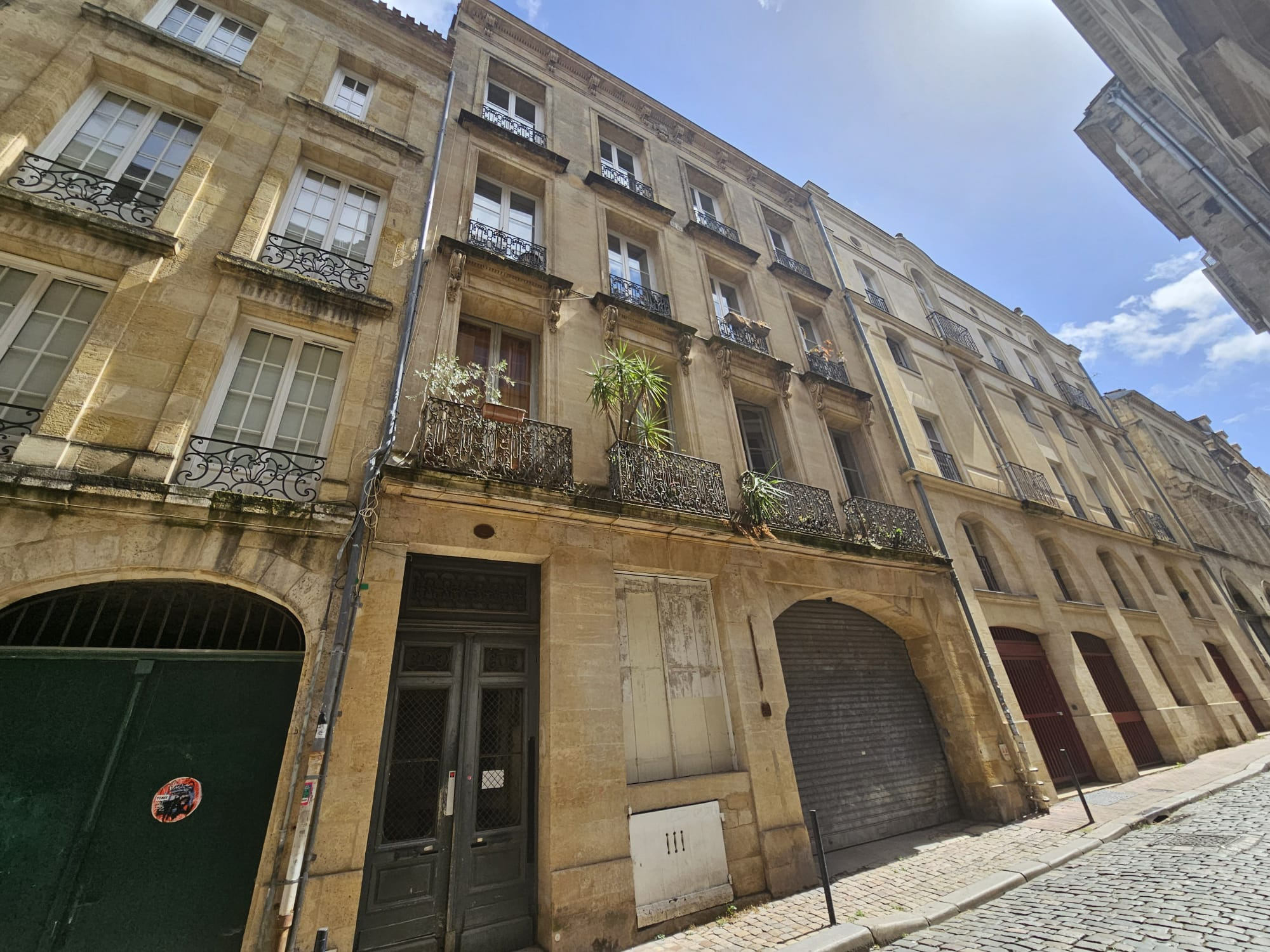Bordeaux – St Michel – Joli T2 Meublé