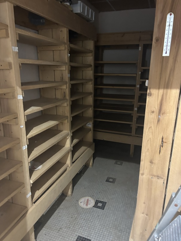 LOCAL COMMERCIAL CENTRE VILLE SAINT MEDARD EN JALLES