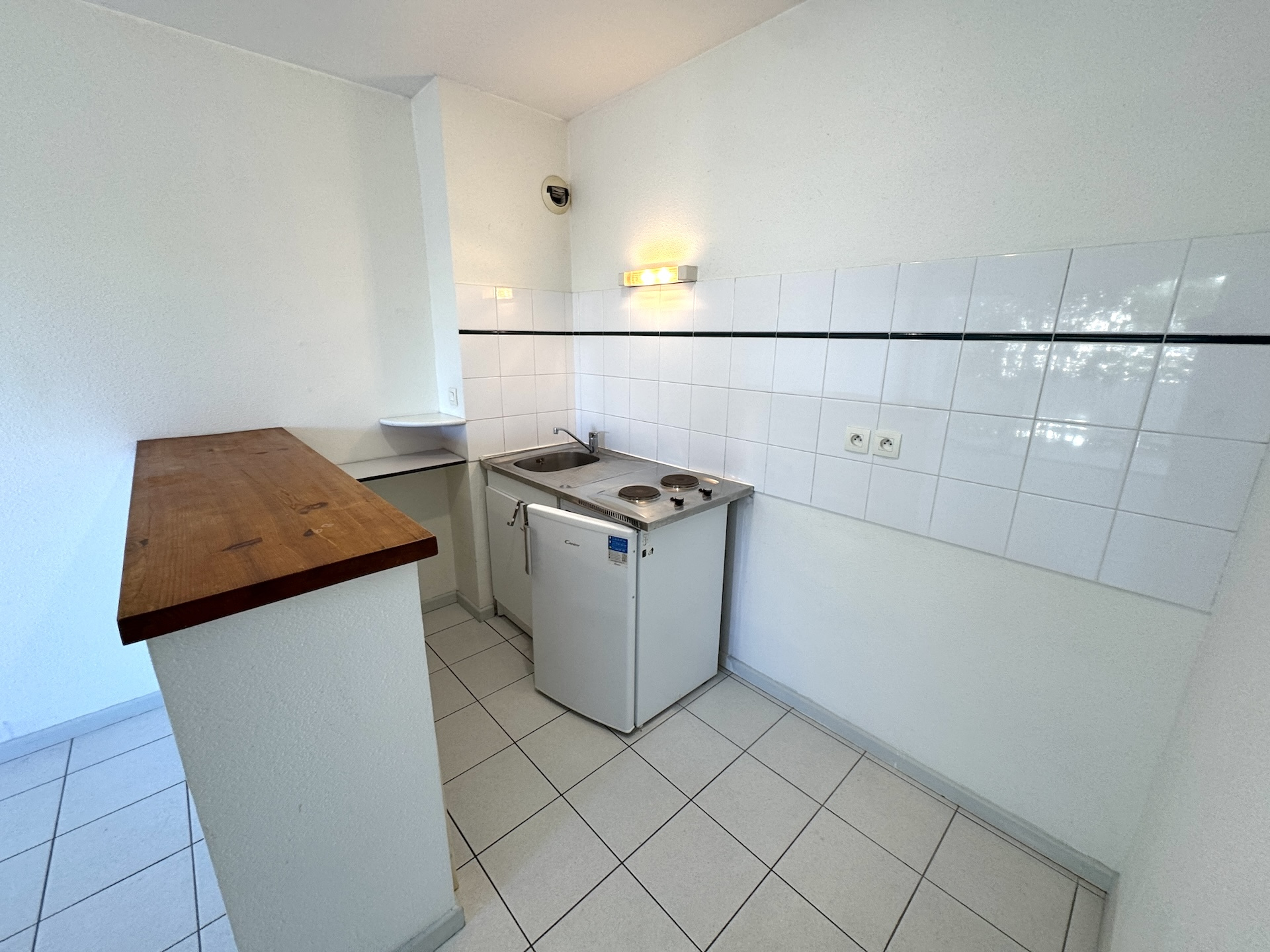 Talence – St Genès – Joli T2 avec terrasse et PKG