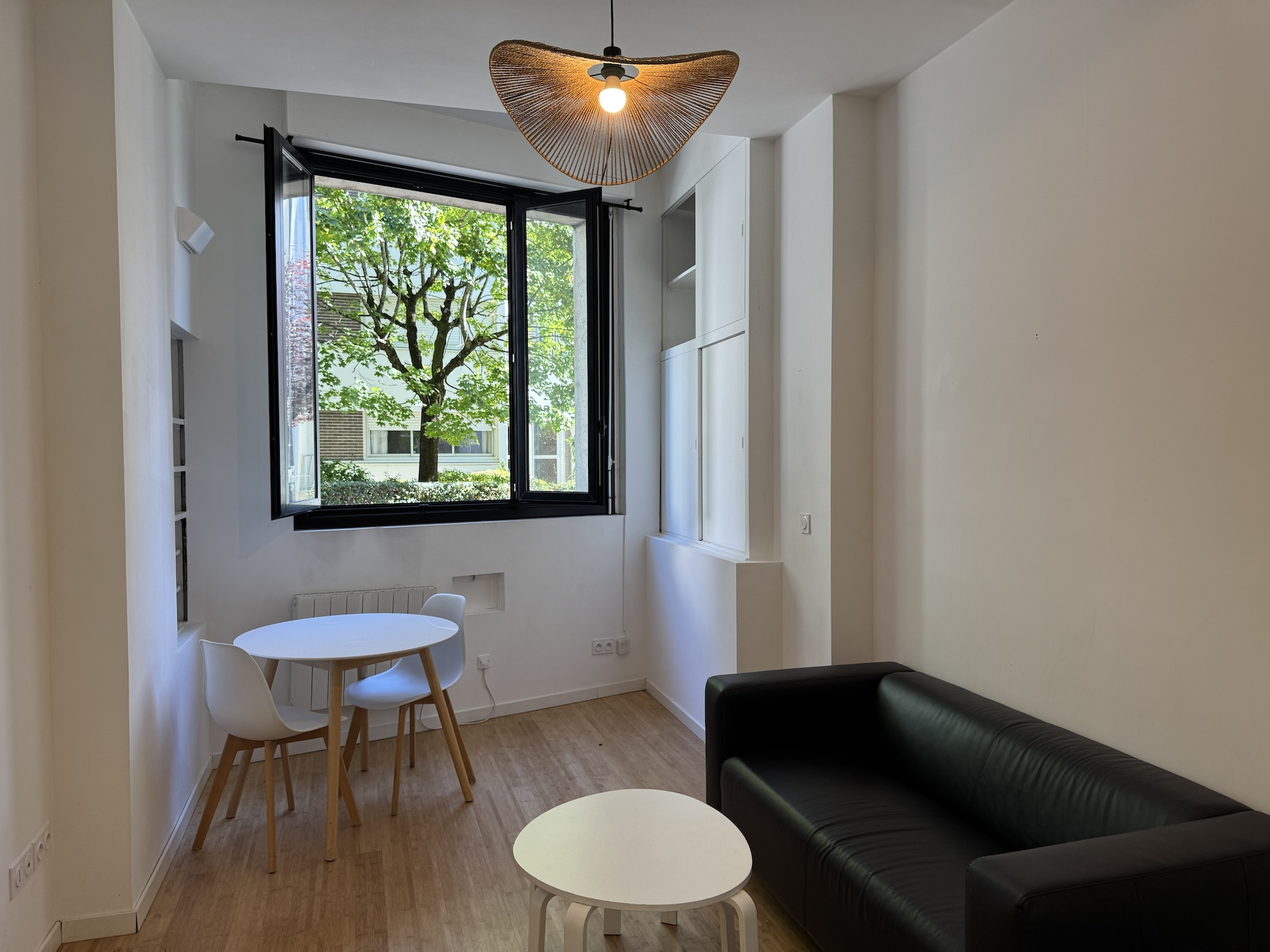 Bordeaux – Saint Genès – Joli T2 de 31 m2 avec jardin