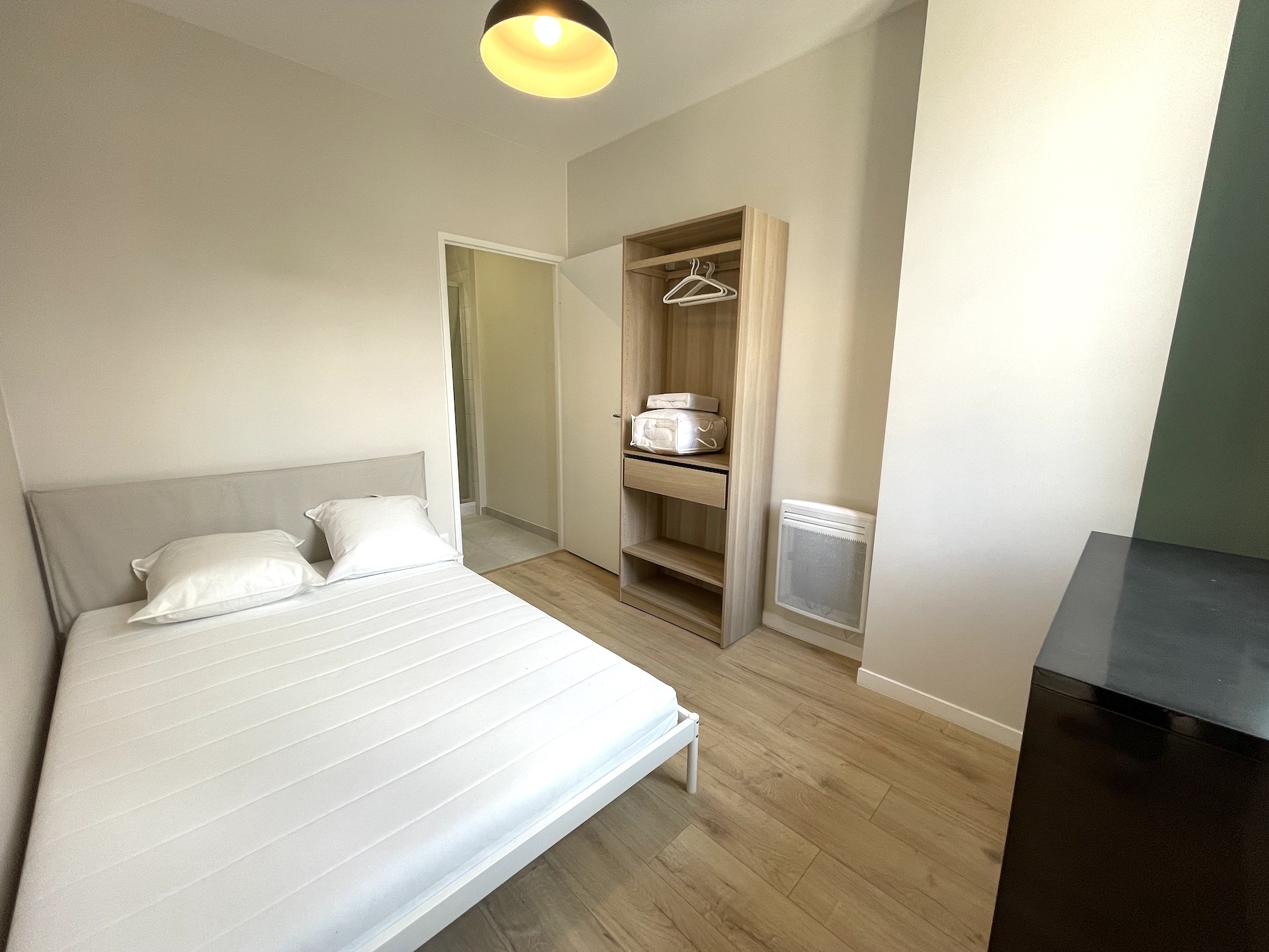 Bordeaux – Victoire – Charmant T1 bis Meublé (L3)