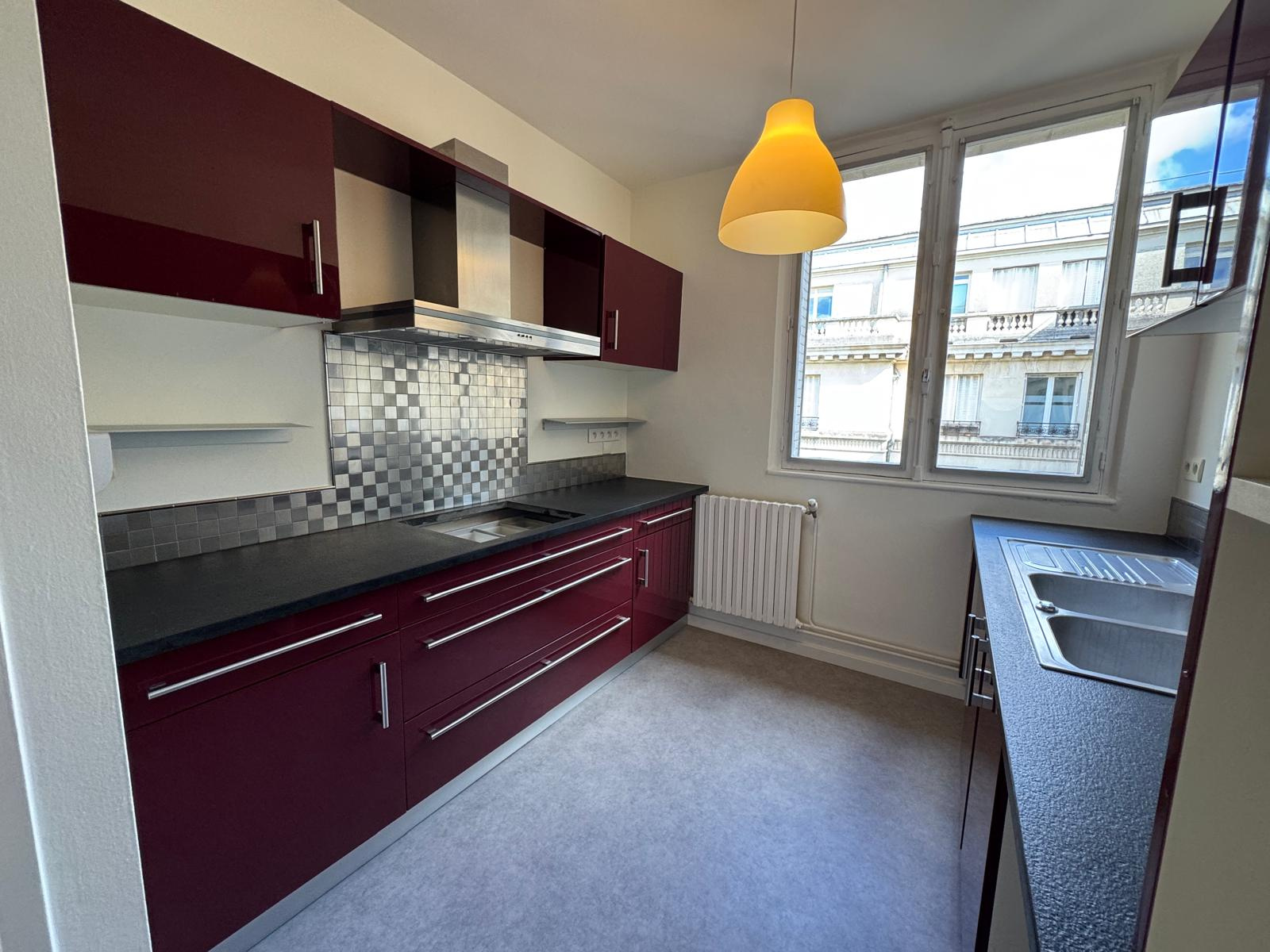 Bordeaux – Place des Quinconces – Beau T3, idéalement situé – Chauffage inclus