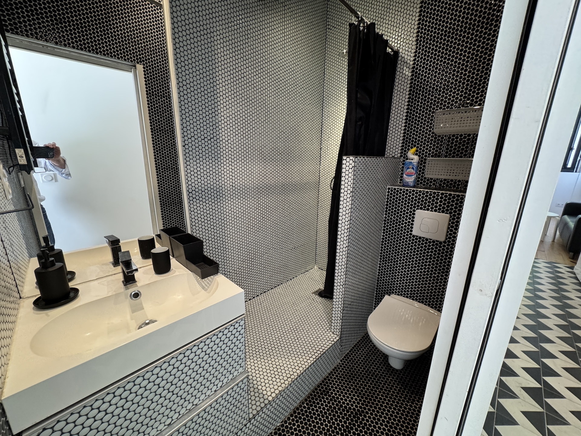 Bordeaux – Saint Genès – Joli T2 de 31 m2 avec jardin