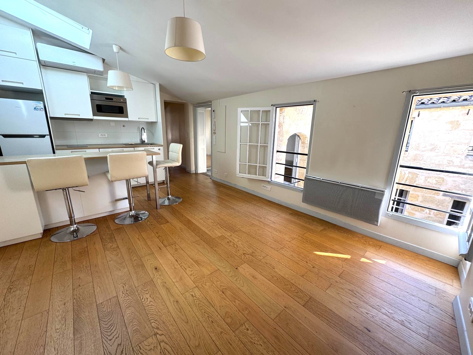 Bordeaux – Centre Historique Quartier St Pierre – Joli T3 de 51 m2