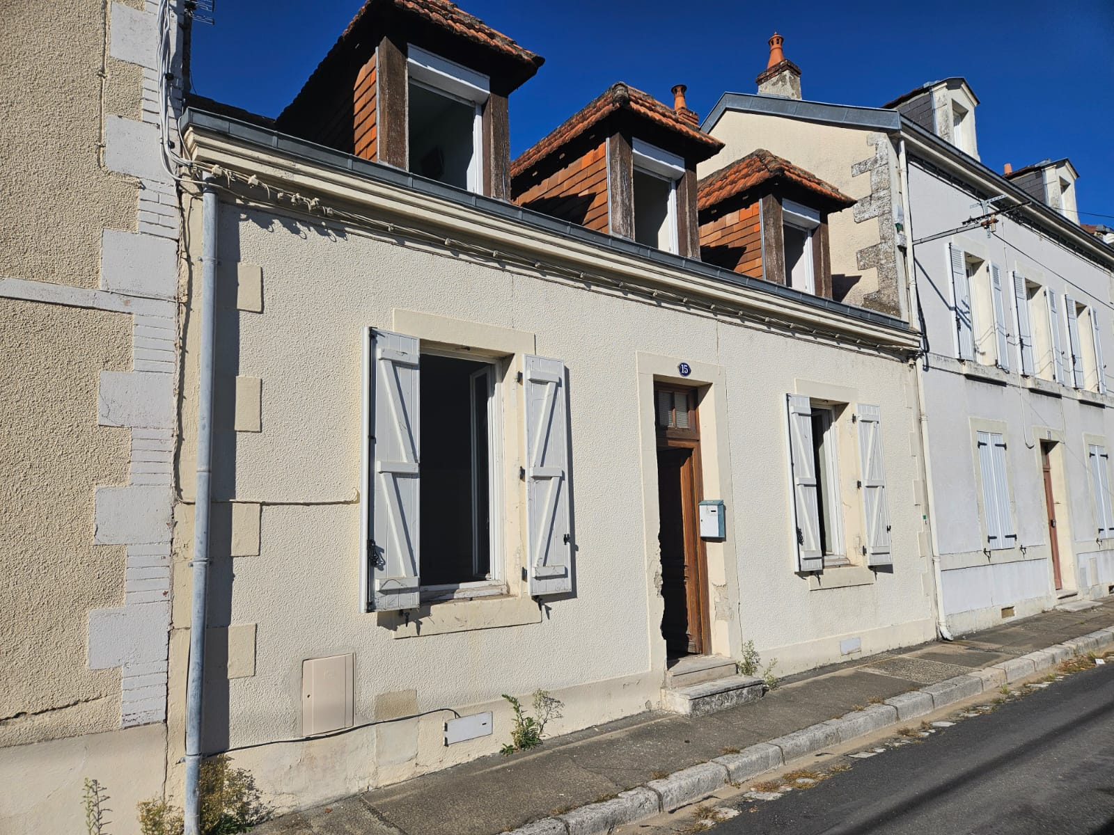 Charmante Maison Périgourdine de 104 m2 – À rénover – Périgueux
