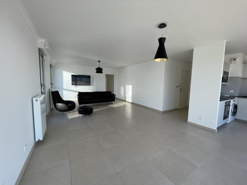 Bordeaux – Rive Droite – Magnifique T5 meublé de 110 m2 – Vue imprenable