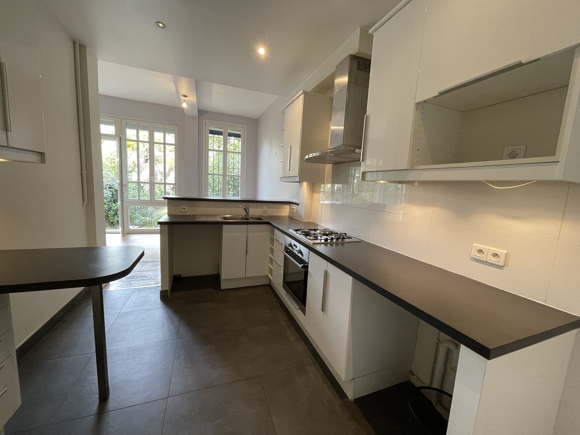 Bordeaux – Jardin Public – Très belle maison familiale 156 m2.