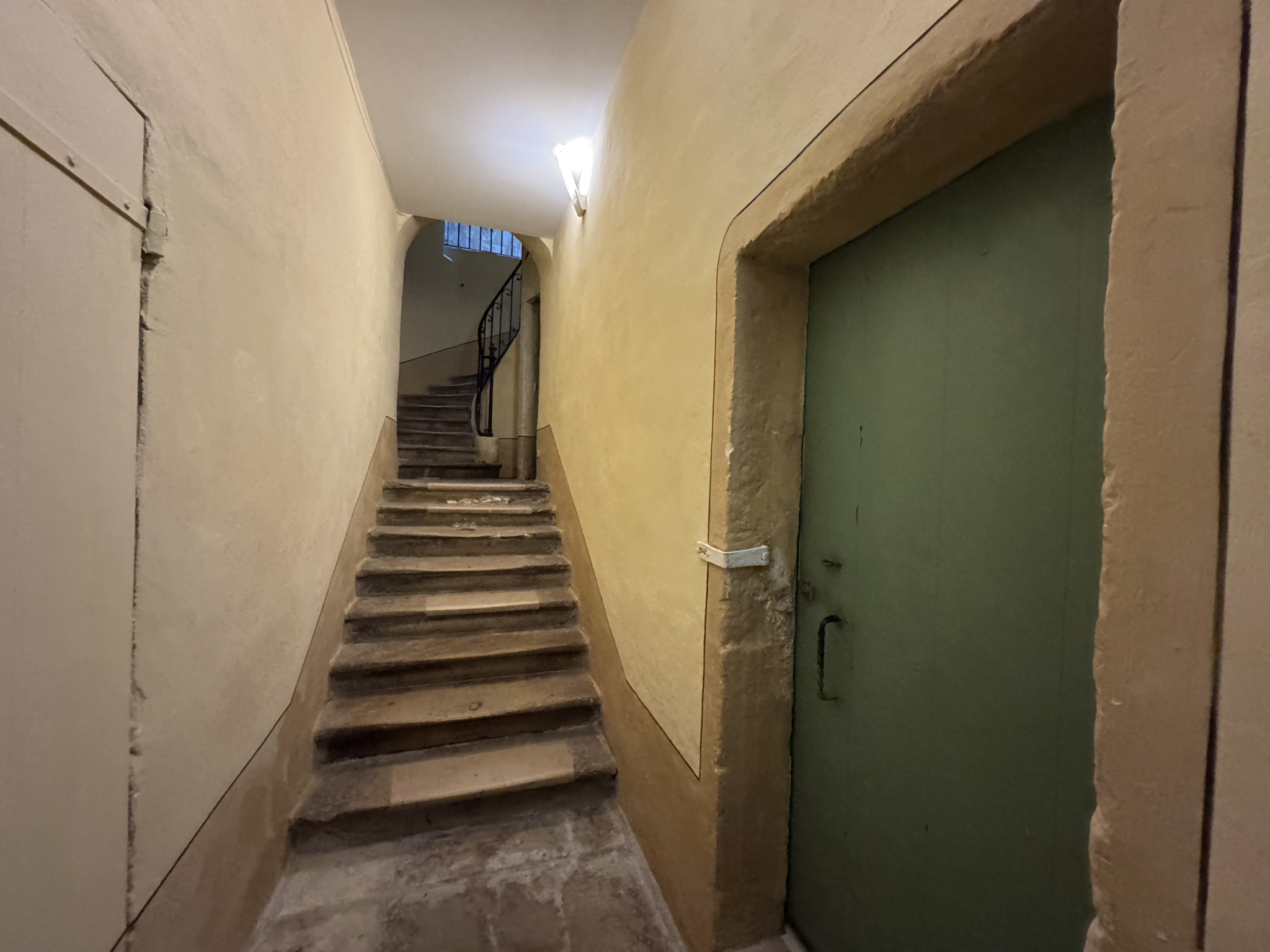 Bordeaux – Quartier St Pierre- Très beau T3 de 51 m2