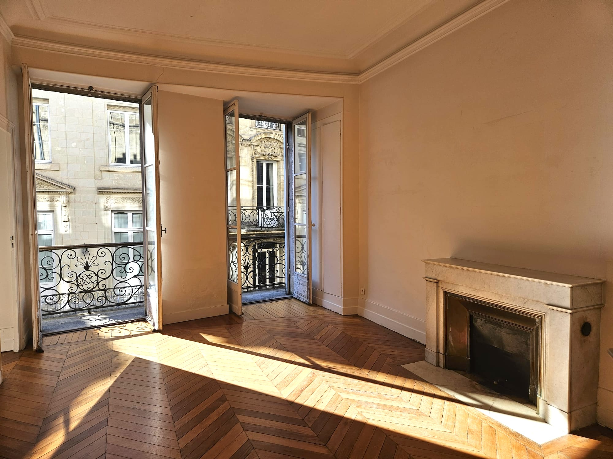 Bordeaux St Projet – Magnifique Appartement T3 de 77 m2 avec Balcon