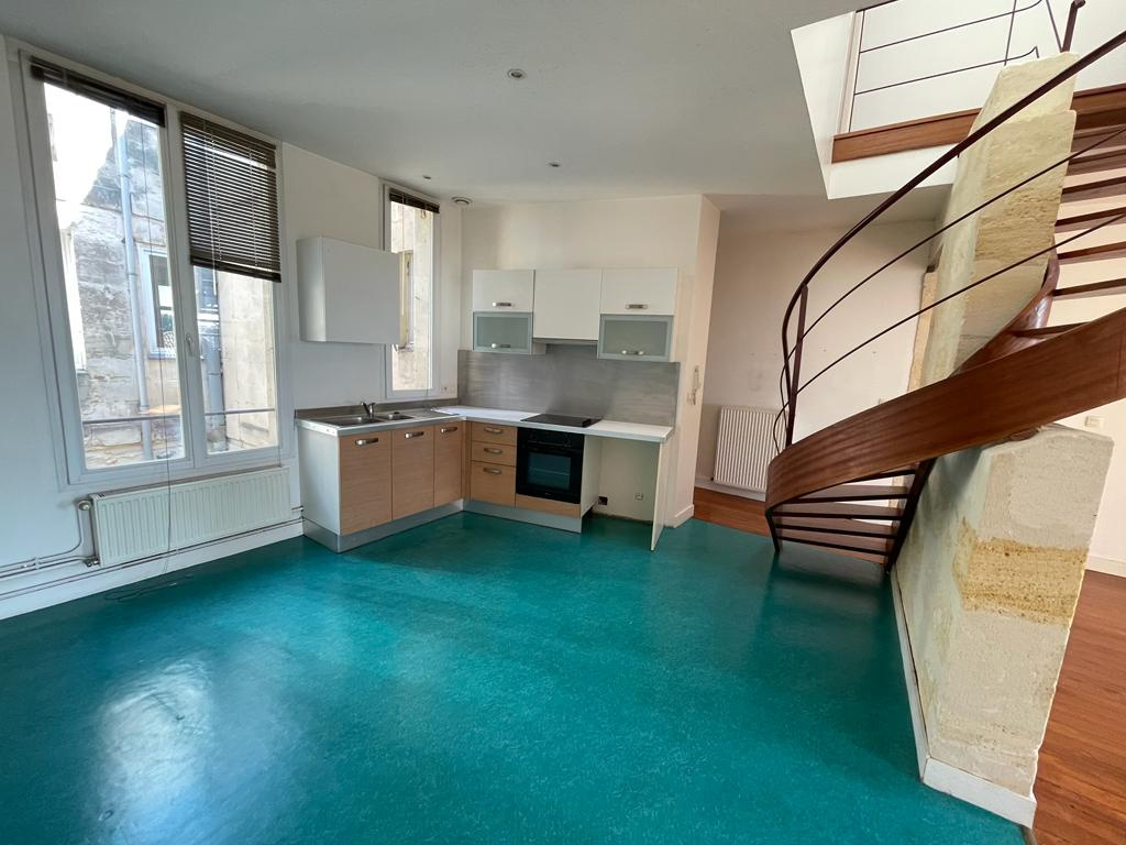Bordeaux – Victoire – Joli appartement T3 Duplex de 92 m2