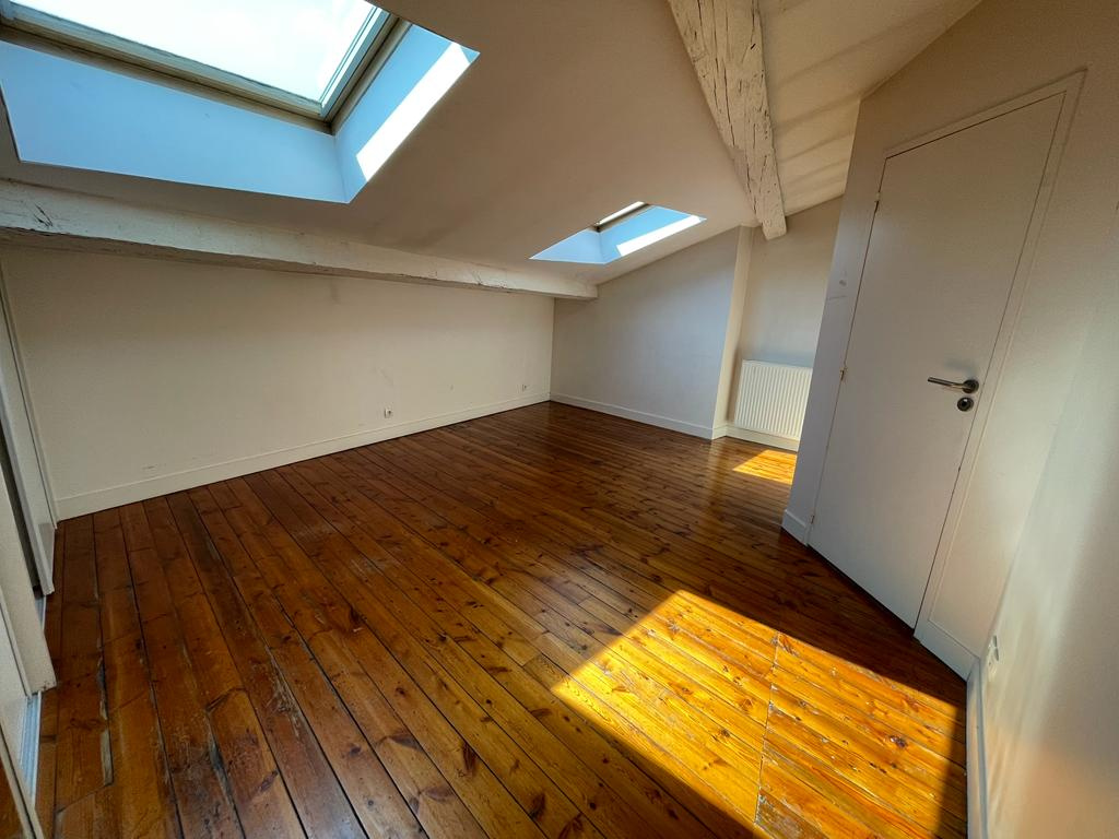 Bordeaux – Victoire – Joli appartement T3 Duplex de 92 m2