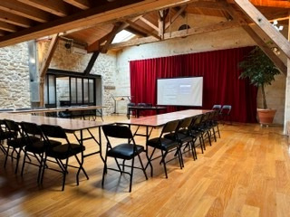 Talence – Barrière St Genès –  Magnifique Salle de 120 m2 à louer