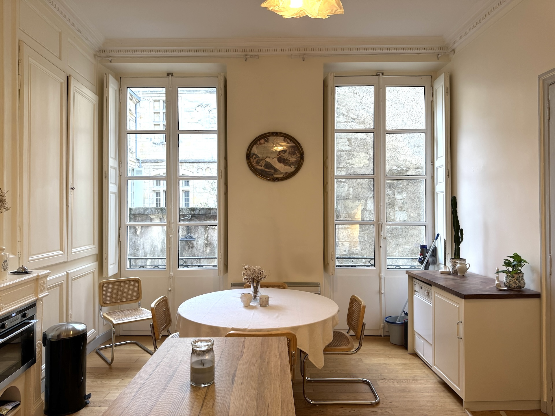 Bordeaux Centre Historique Quartier Saint-Pierre   T3 de 53 m2 avec terrasse