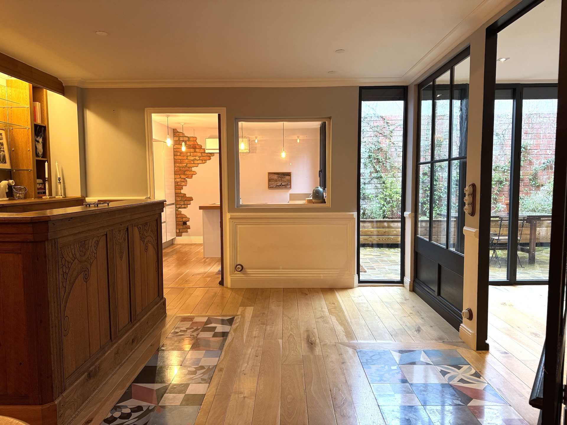 Bordeaux St Genès – Magnifique appartement rénové T3 avec terrasses / 104 m2