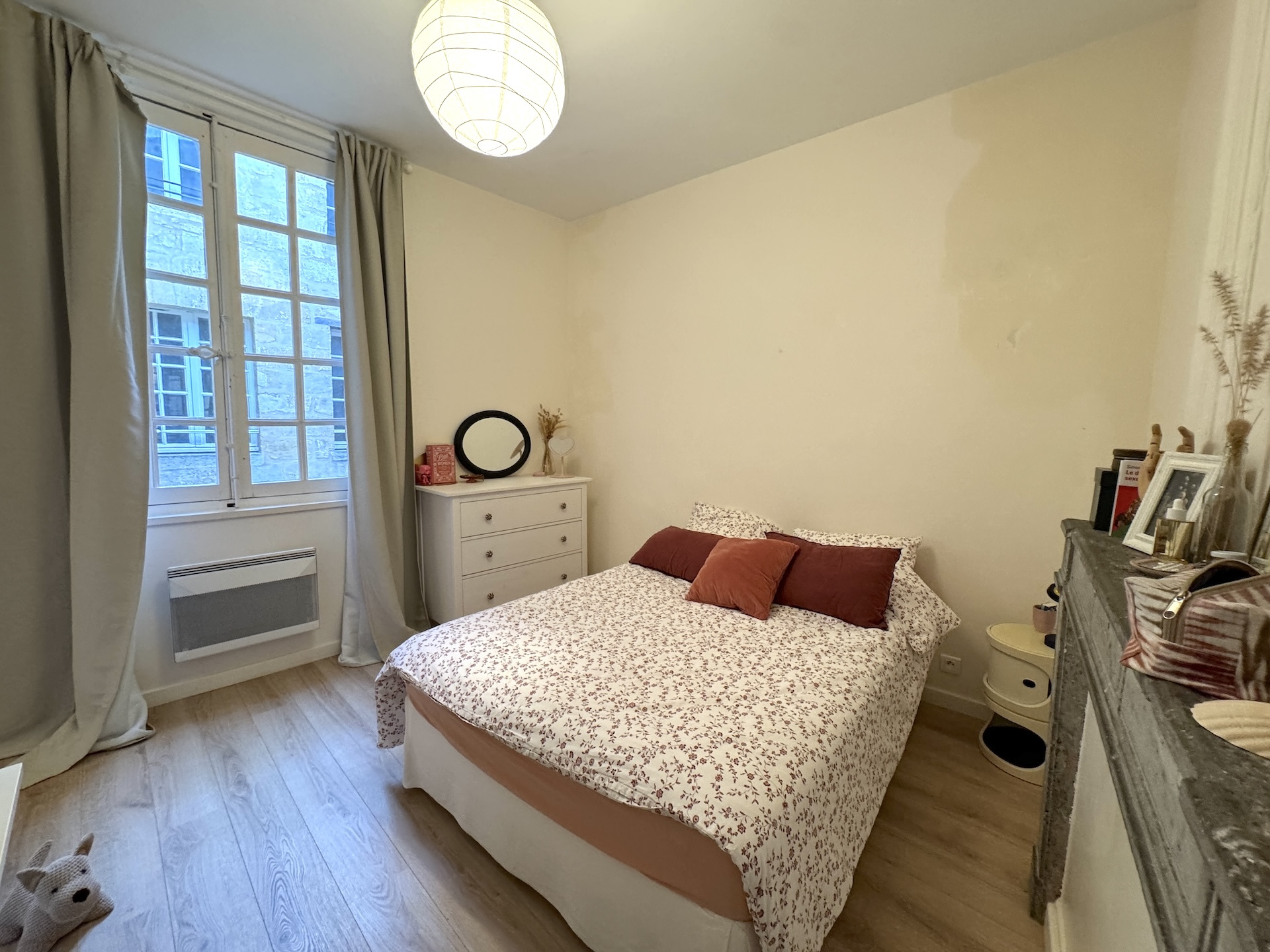Bordeaux – Quartier St Pierre- Très beau T3 de 51 m2