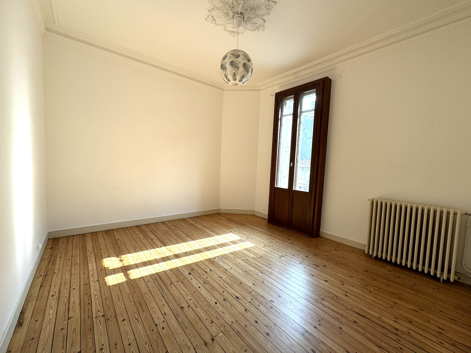 Bordeaux Victoire – Grand  T4 de 97 m2