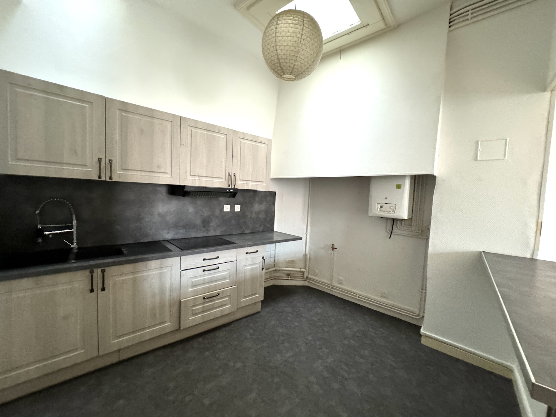 Bordeaux Victoire – Grand  T4 de 97 m2