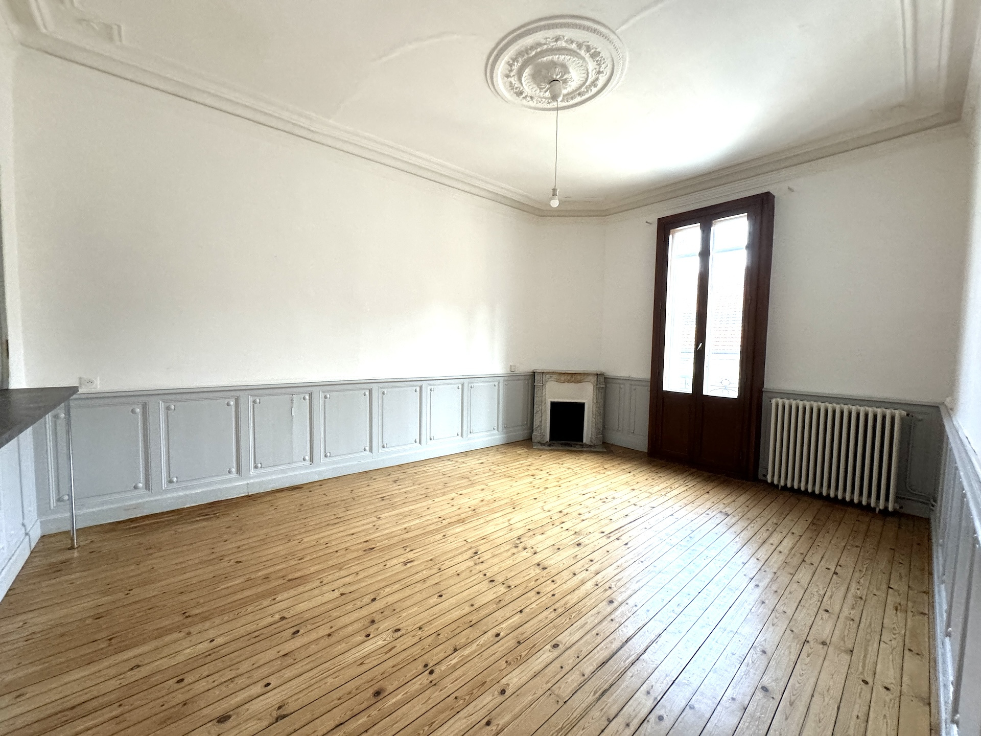 Bordeaux Victoire – Grand  T4 de 97 m2