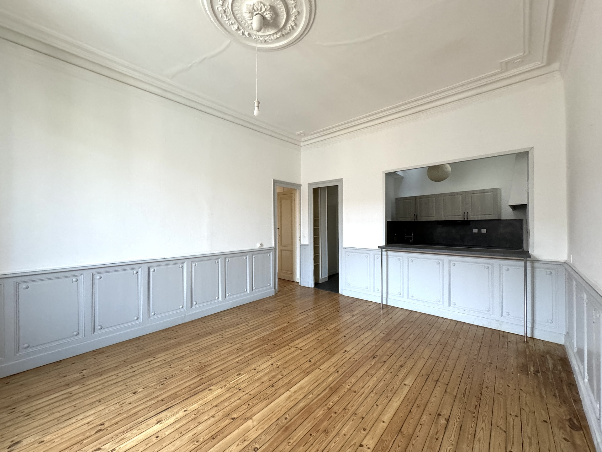 Bordeaux Victoire – Grand  T4 de 97 m2