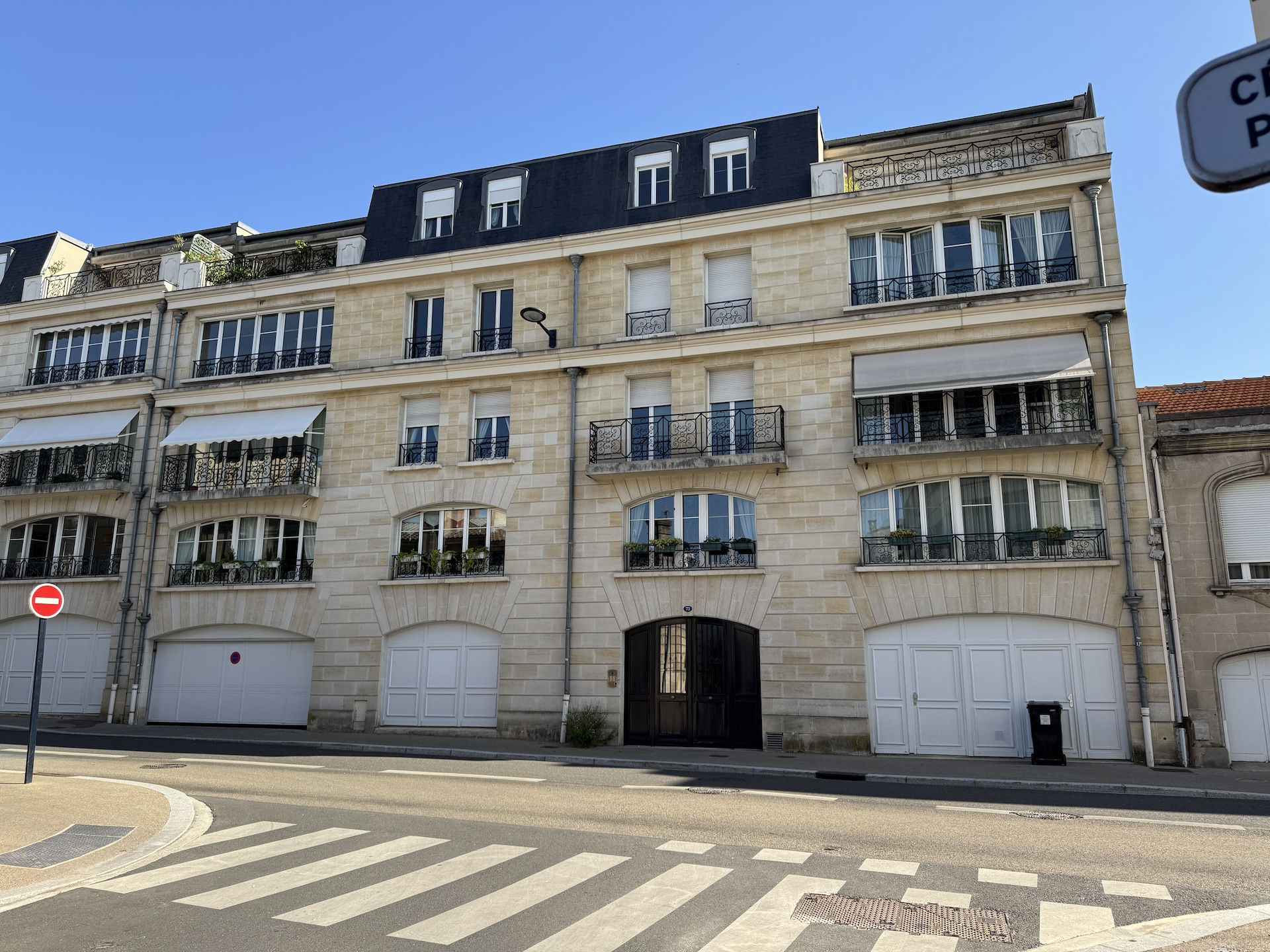 Bordeaux – St Seurin/Croix Blanche-  Appartement T4 RARE 162 m2
