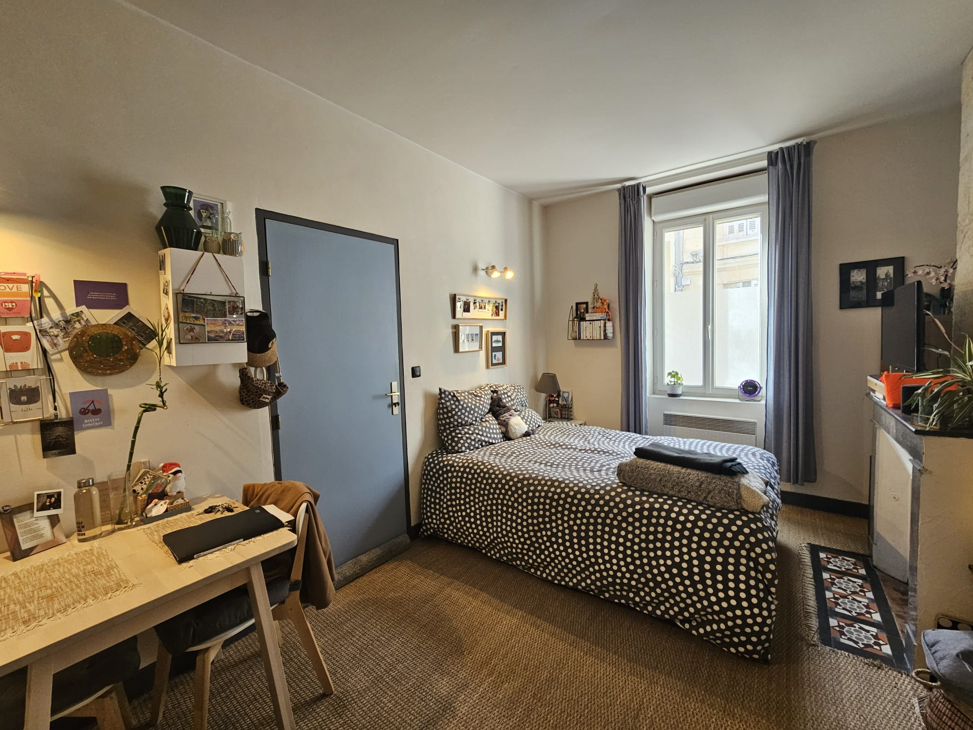 Bordeaux – Chartrons (rue Prunier) – Joli studio de 28m2 idéalement situé