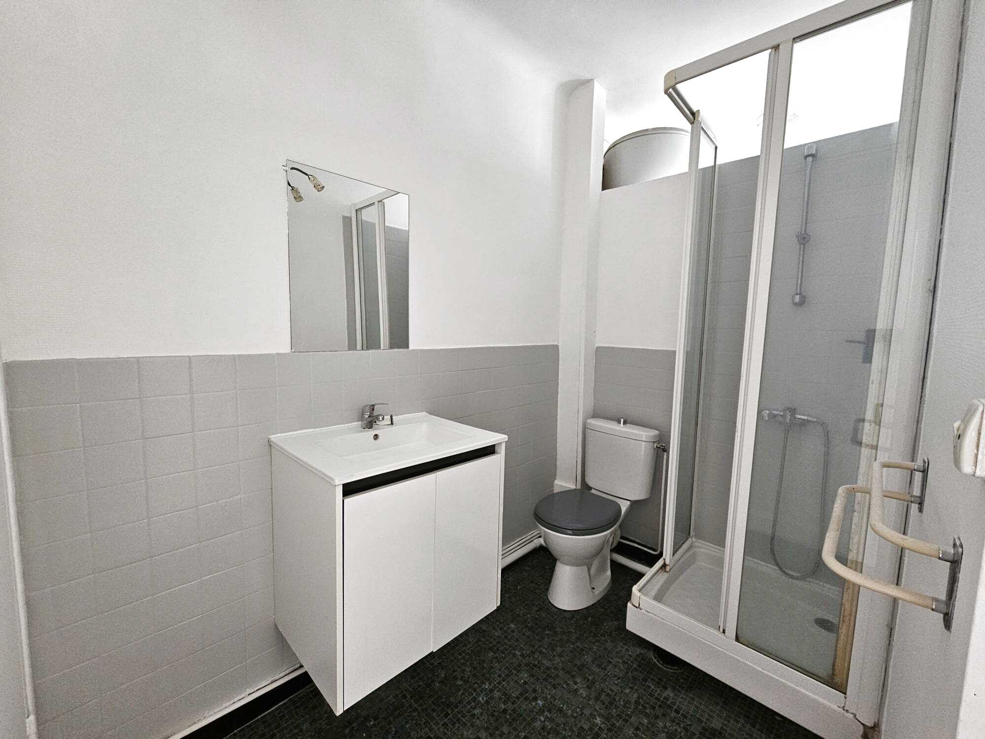 Bordeaux – Gambetta – Grand T1 22,80 m2 – Lumineux