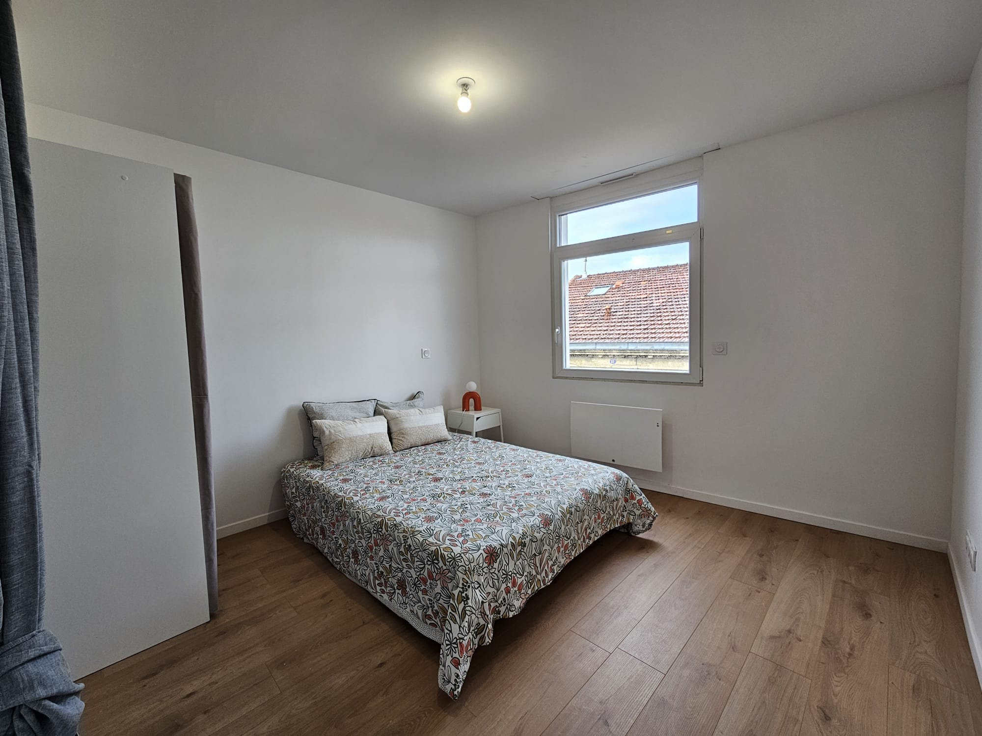 Barrière St Genès – Magnifique Appartement T5 Rénové – Exceptionnel et rare