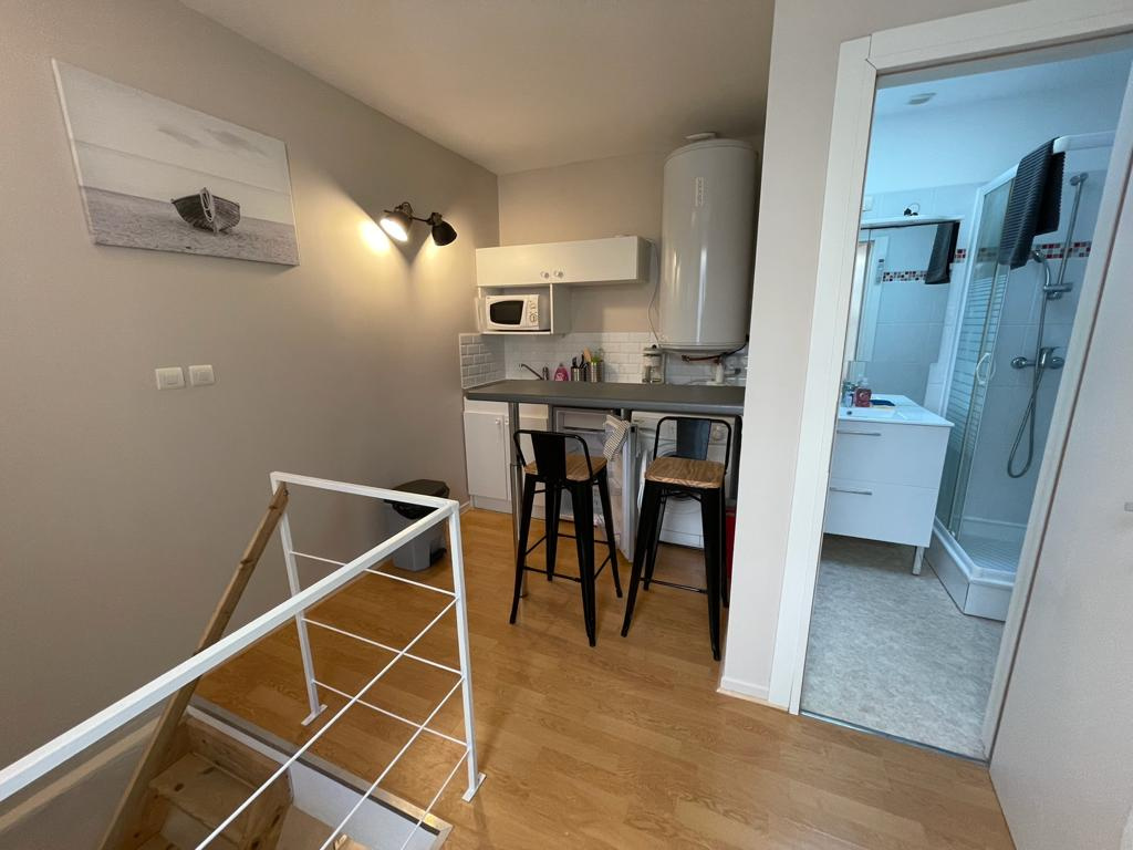 BORDEAUX (rue Bauducheu) – Idéal Investissement – Immeuble 2 Jolis T1 bis vendus loués