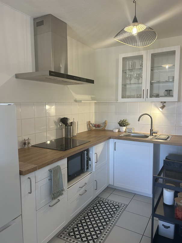 Carbon Blanc – Charmant T2 de 42 m2 meublé avec balcon