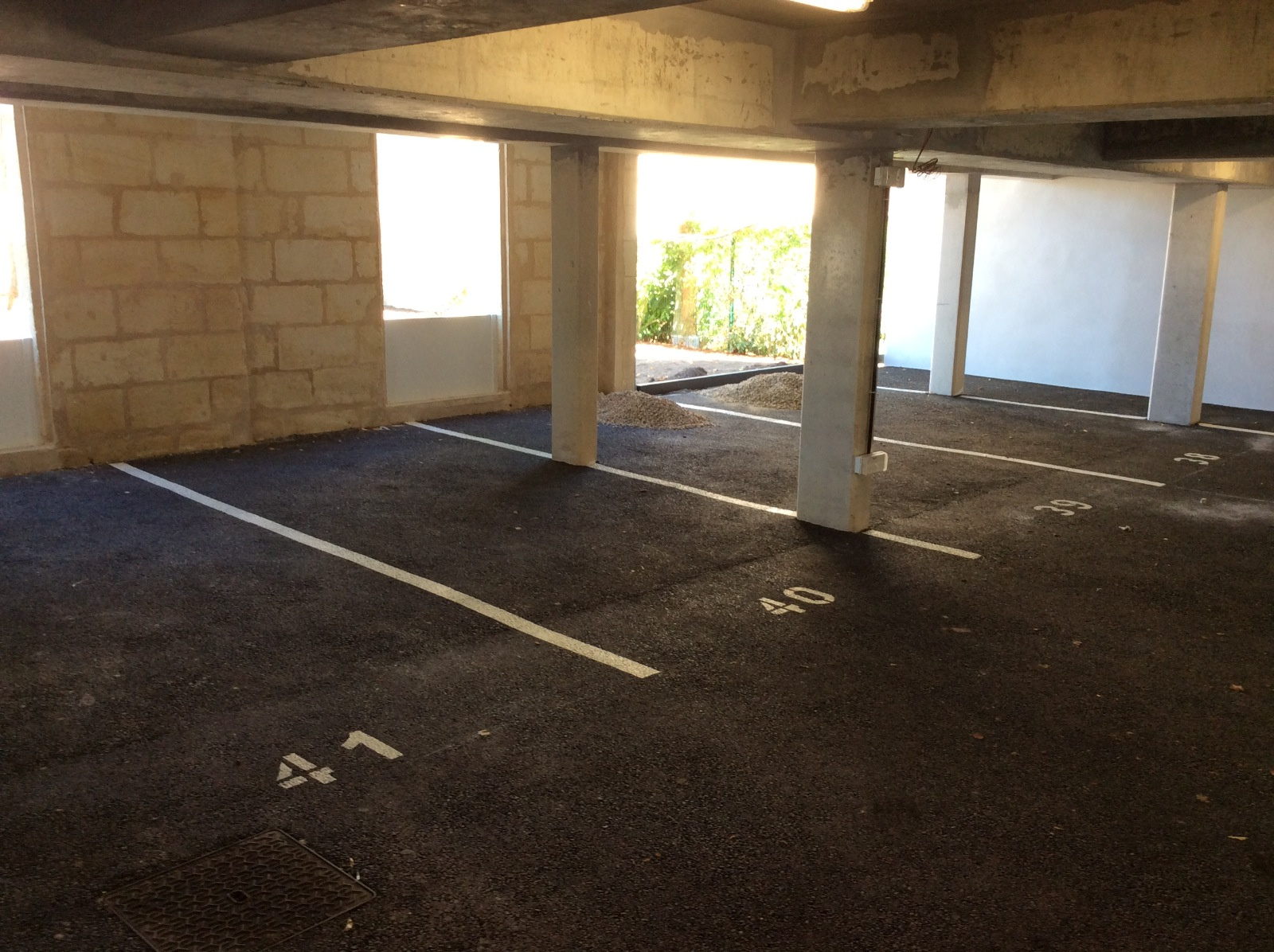 Mérignac – Proche Centre Ville – Très joli T3 avec Parking et Balcon