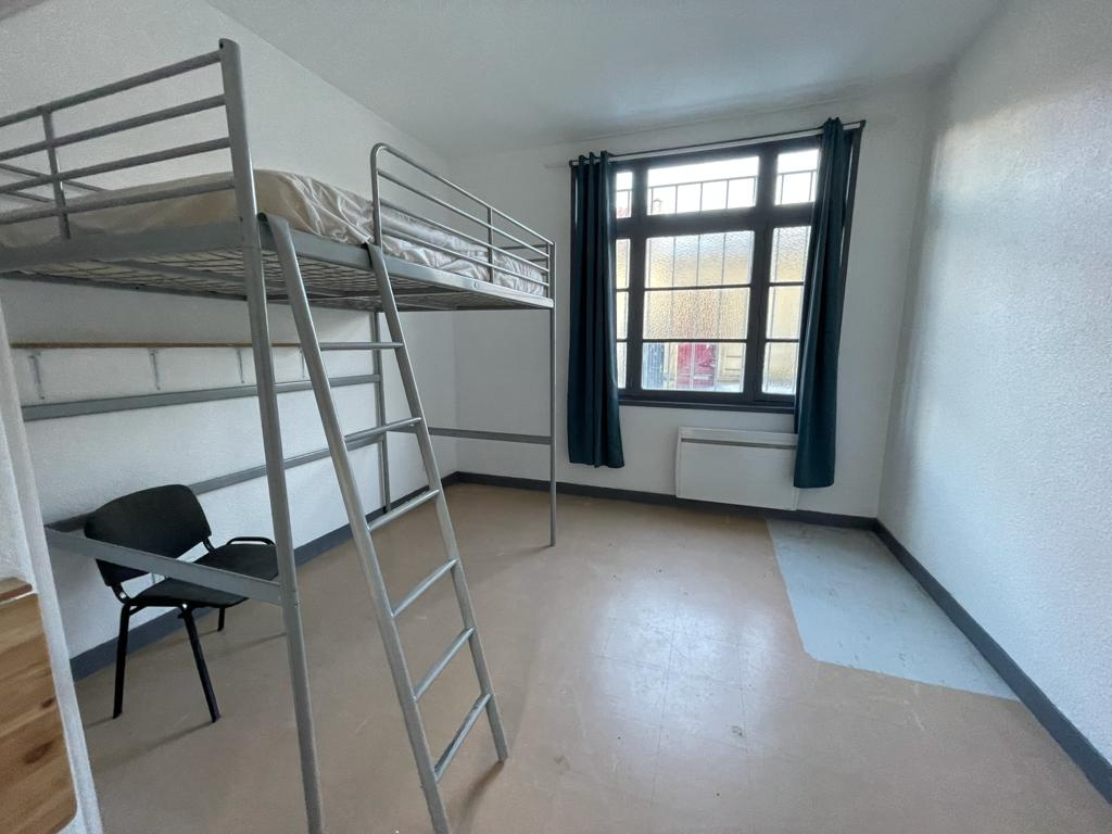 Talence Roustaing –  (Rue Armand Fallières) – Coquet T1