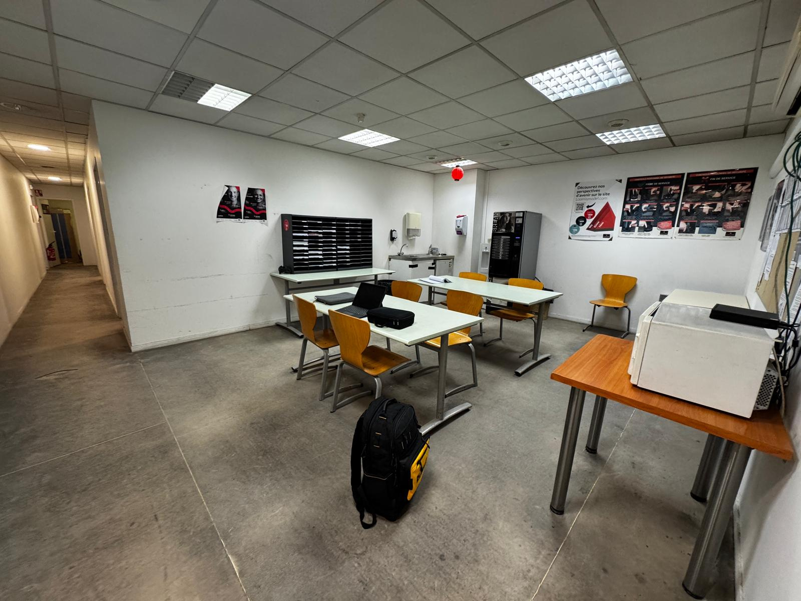 Gradignan – Local d&rsquo;activité / Entrepôt – Rue de la Source – 540 m2