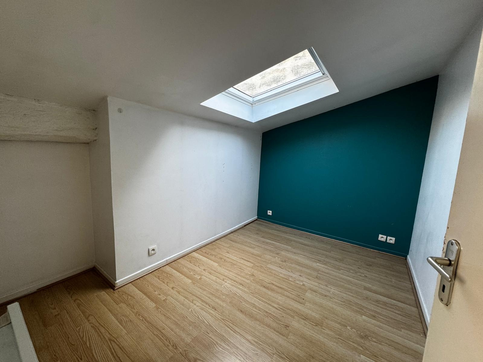 Appartement T3 duplex (côté cour) – Bordeaux PEY BERLAND (rue Castelmoron)