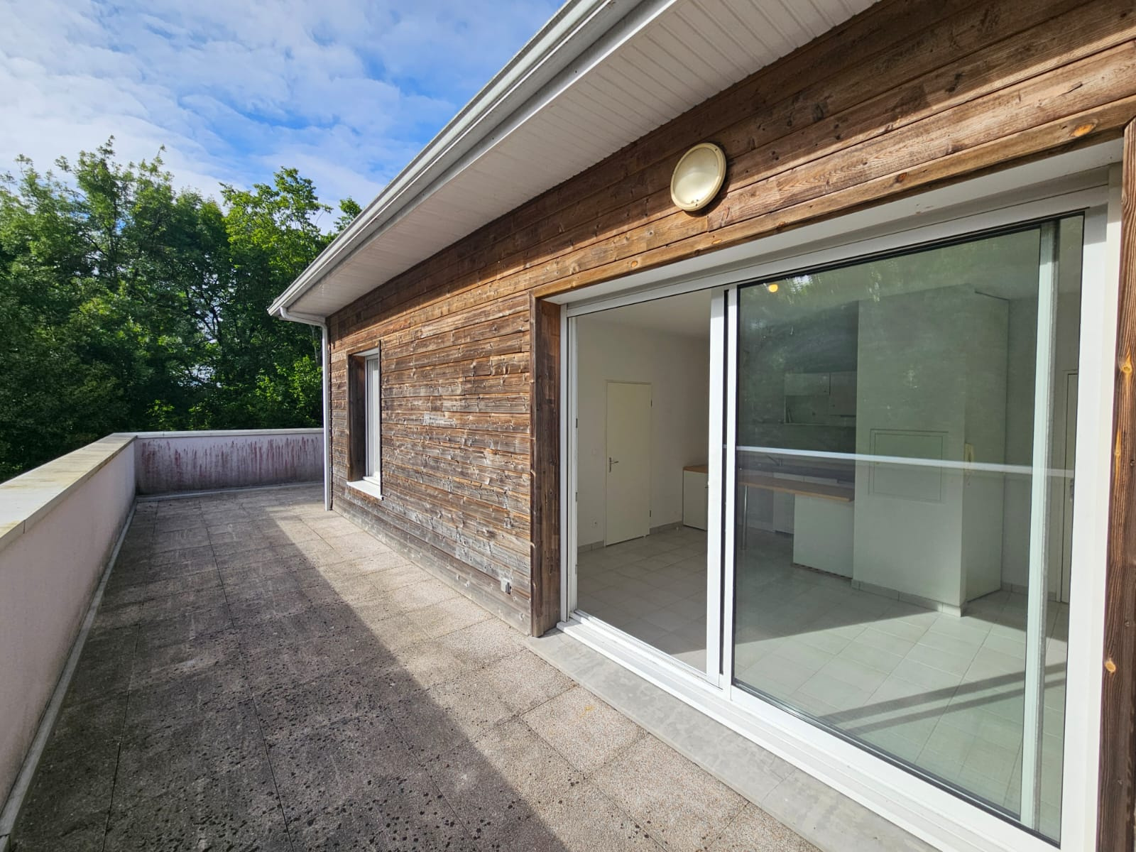 Pessac – Saige – Joli T2 avec grande terrasse