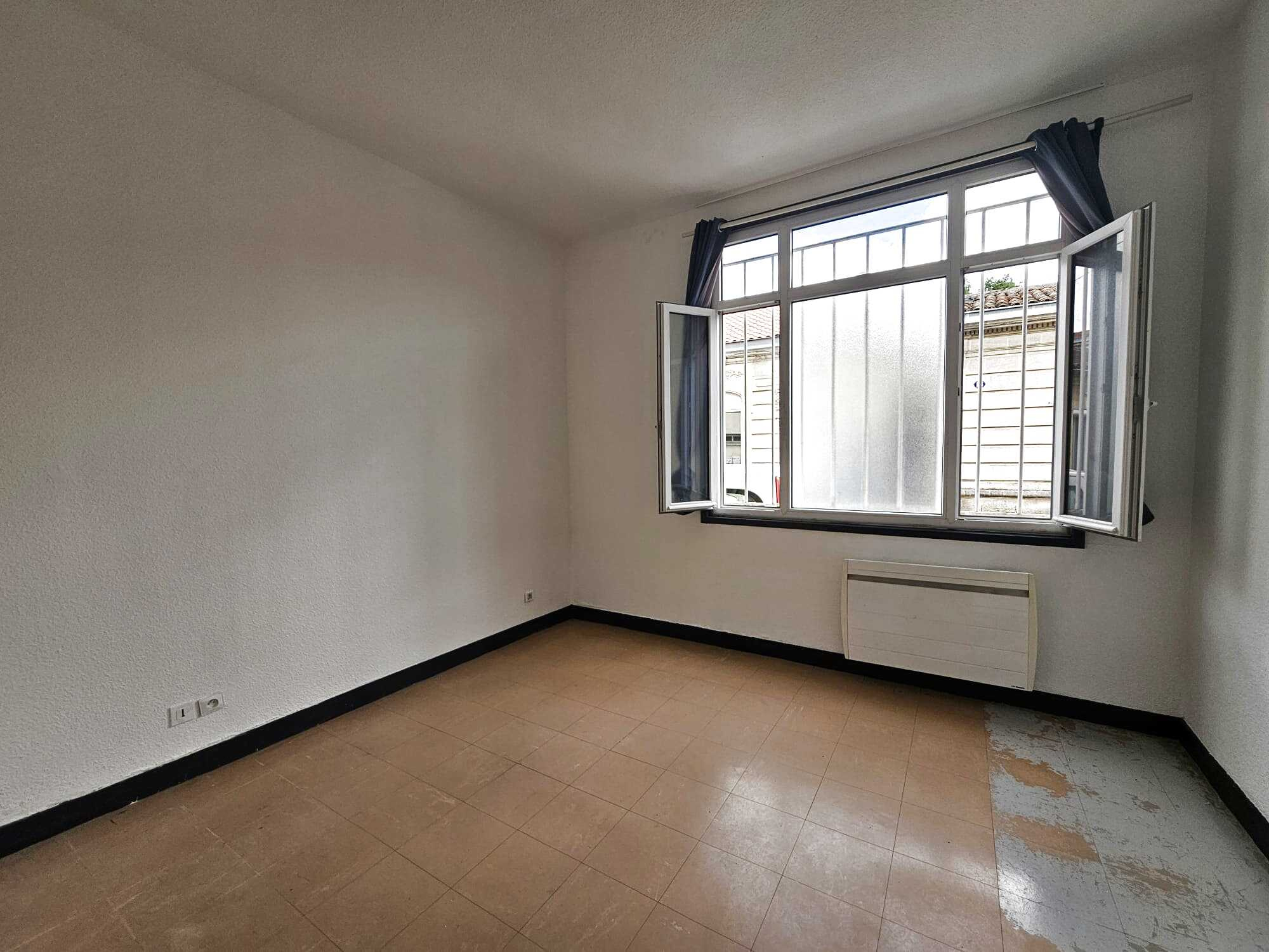 Talence Roustaing –  (Rue Armand Fallières) – Coquet T1