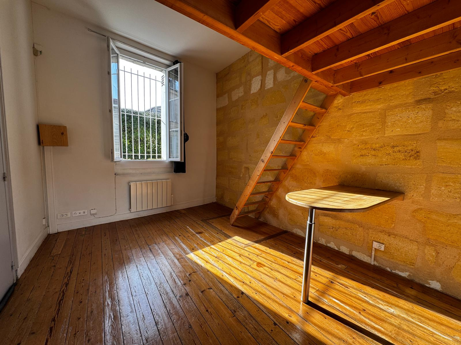 Bordeaux – Hôtel de Police –  Charmant T1bis de 26 m2