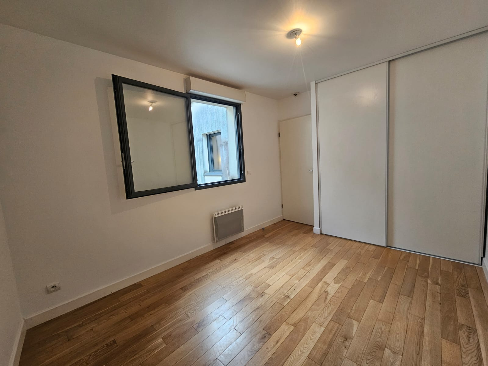 Bordeaux – Pey Berland – Très Joli T3 – Emplacement exceptionnel