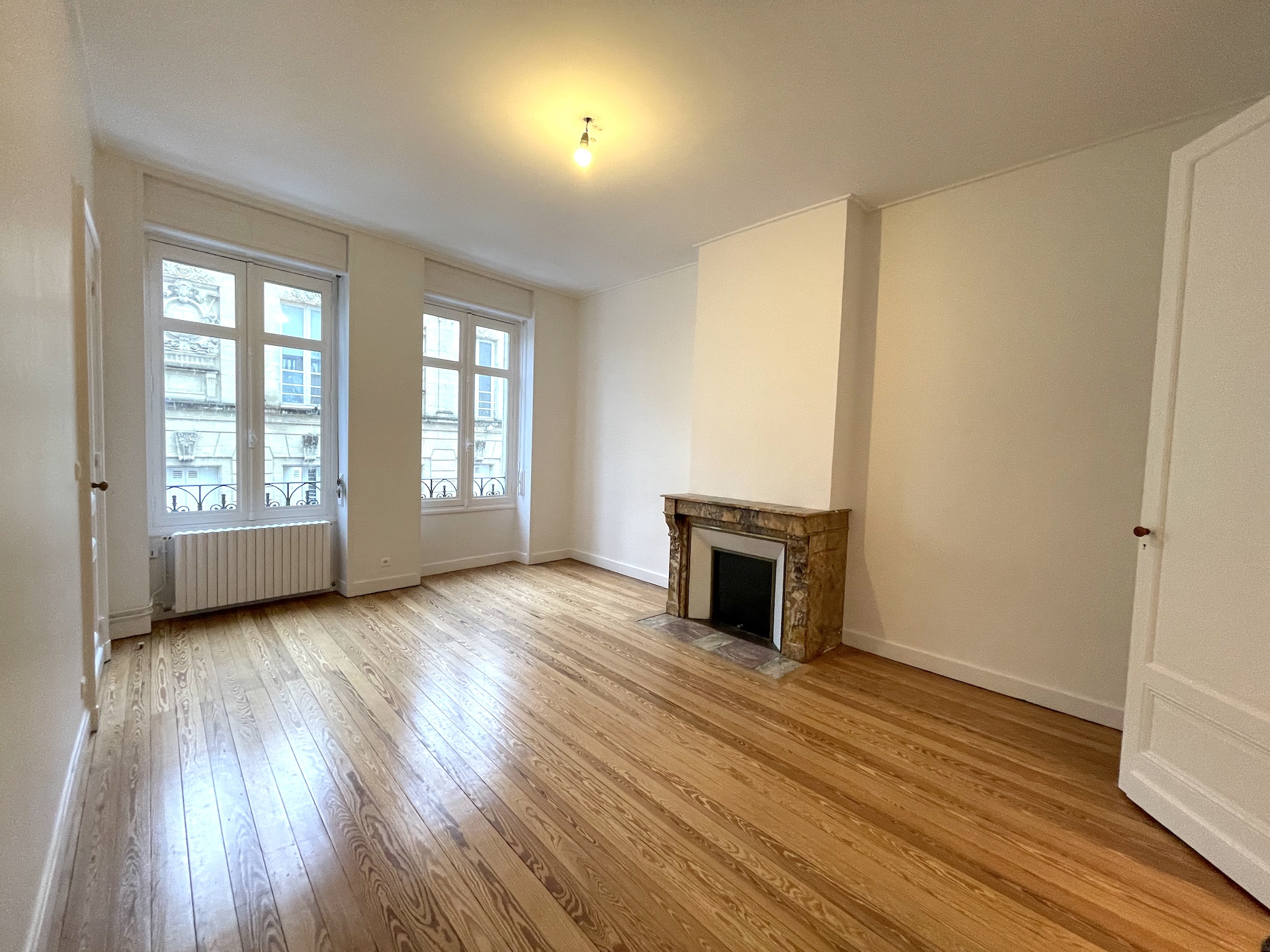 Bordeaux Palais Gallien – Magnifique appartement T6 de 220 m2 avec grande terrasse