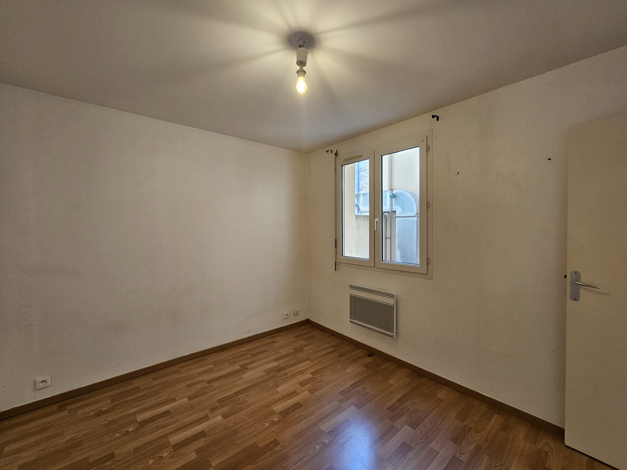 Bordeaux Gambetta (Rue Castelnau d&rsquo;Auros) – Beau T2 de 34 m2