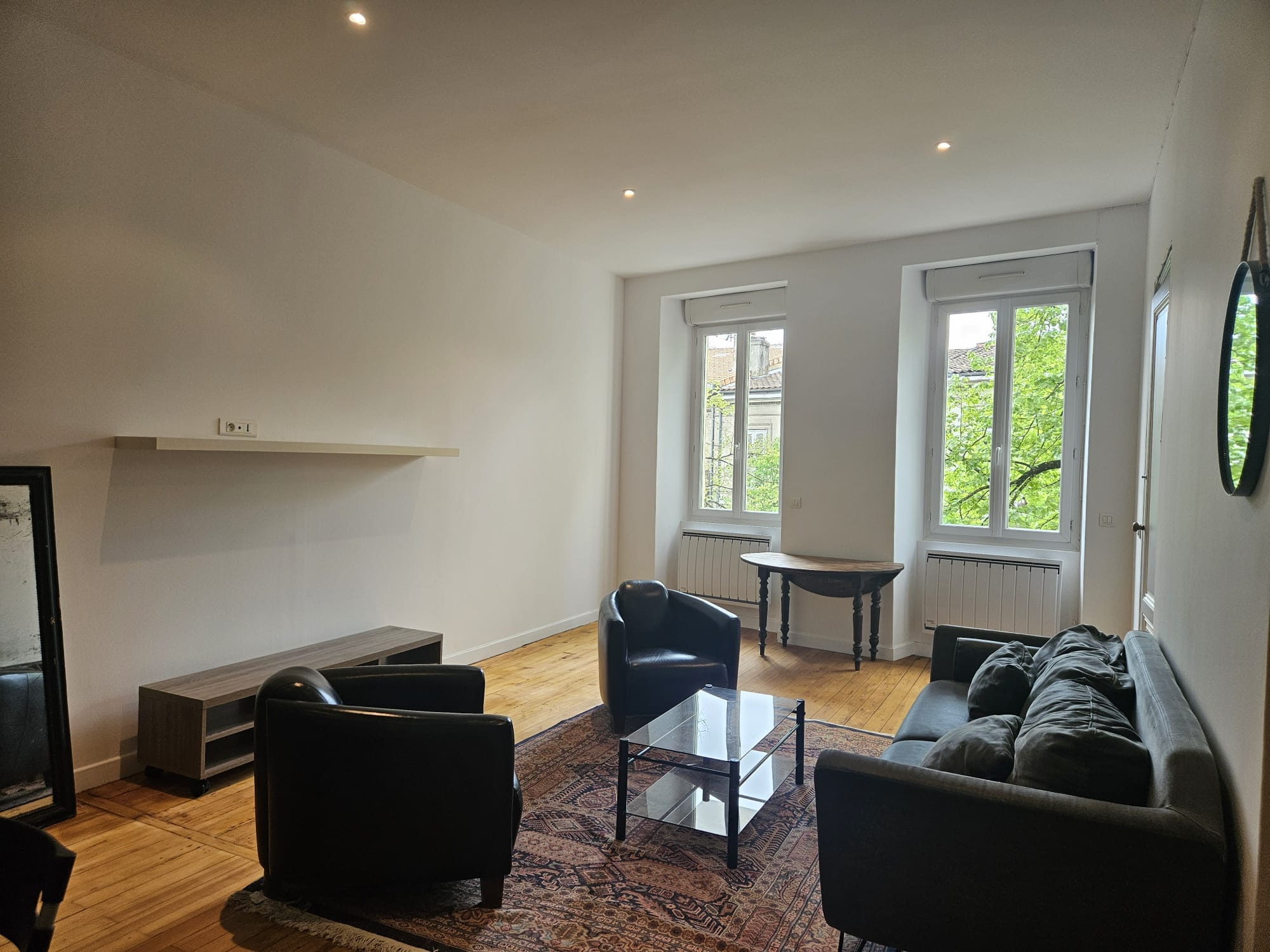 Bordeaux Nansouty – Charmant T3 meublé de 74 m2 – Entièrement rénové