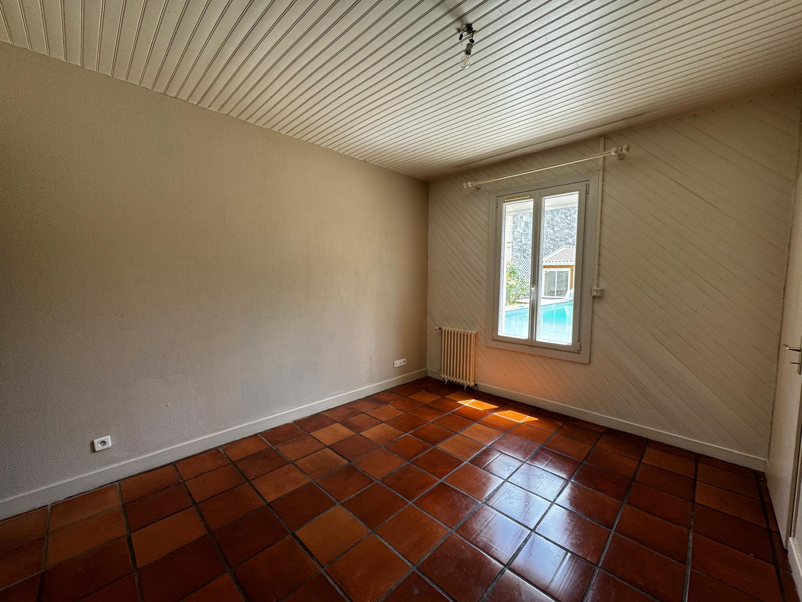 LE BOUSCAT – Magnifique Maison de 85 m2 avec Piscine – Pool House