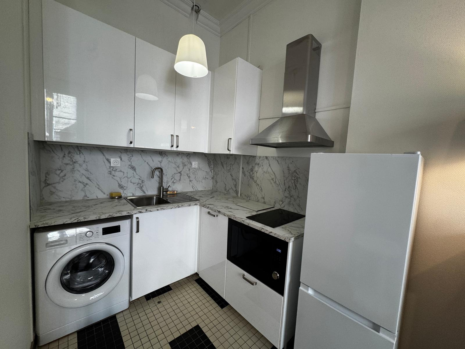 Bordeaux Jardin Public – Charmant T2 meublé de 32 m2