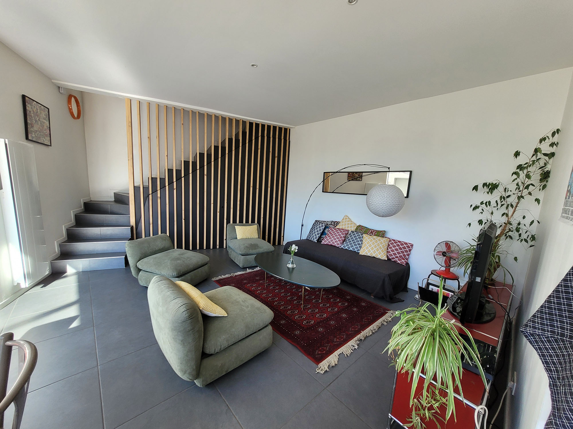 Talence Roustaing – Très jolie maison meublée avec extérieur – Neuve