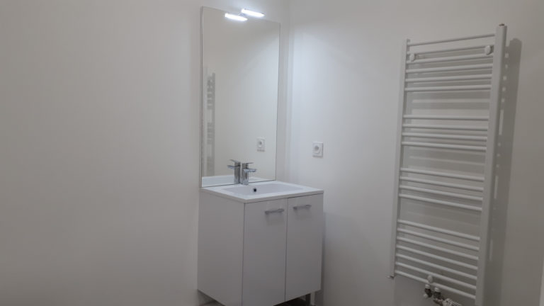 Bègles (Mussonville) – Appartement T2  avec Balcon + PKG