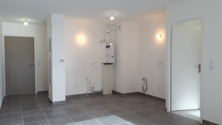 Bègles (Mussonville) – Appartement T2  avec Balcon + PKG