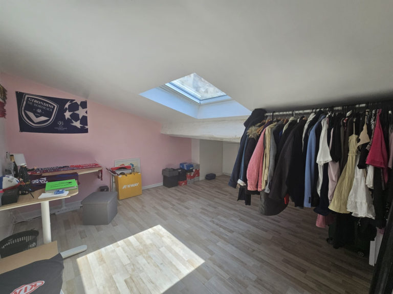 Appartement T3 duplex 47 M2 – Bordeaux PEY BERLAND (rue Castelmoron)